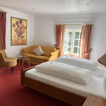 Hotel Parkhotel Krone Maleck 3*