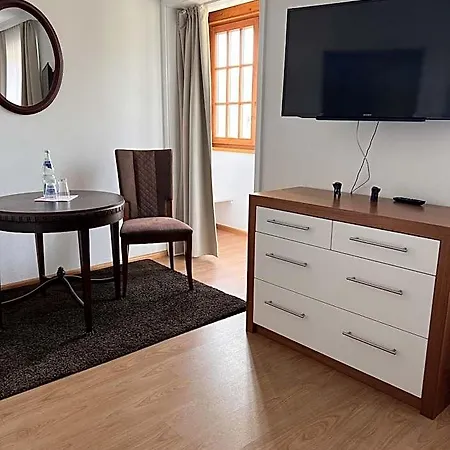 Parkhotel Krone Maleck Hotel 3*