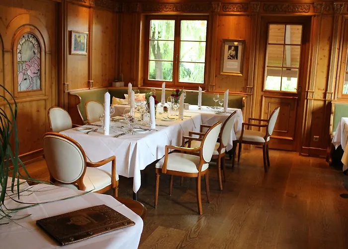 Parkhotel Krone Hotel 3*